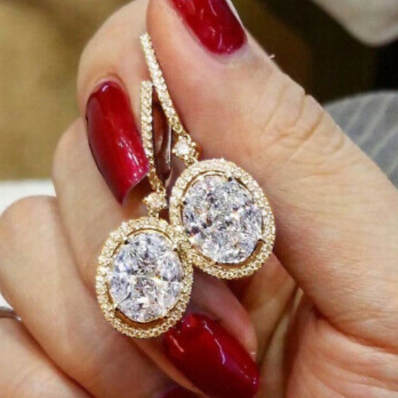 NEW 18k  Gold Plated Earrings - Picture 4 of 4